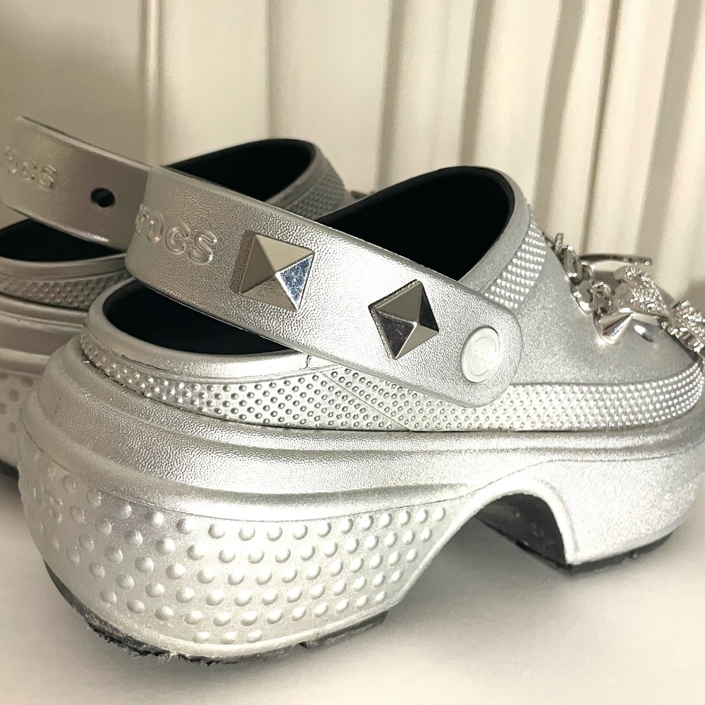 Crocs Stomp Clog Metallic Silver l. - Picture 13 of 17